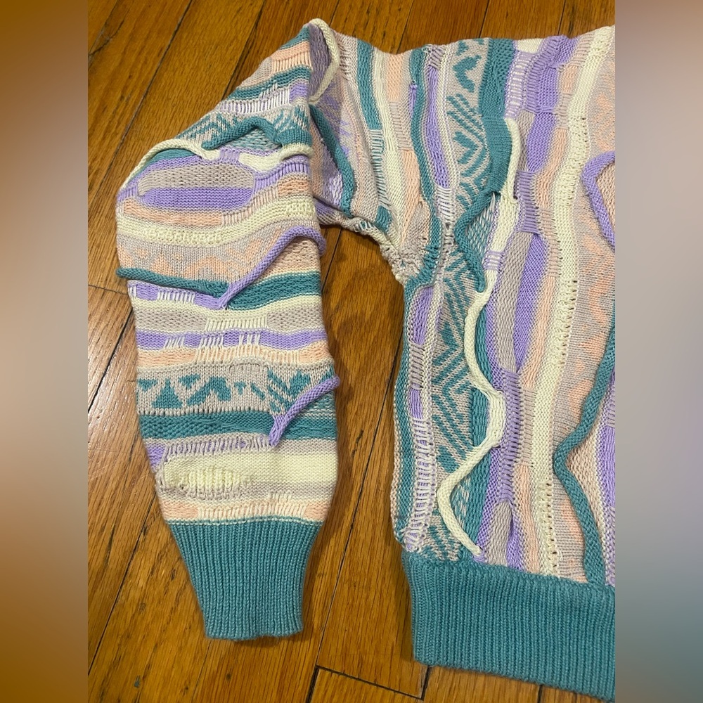 Forever 21: Coogi-inspired sweater I (cropped) - Picture 5 of 7
